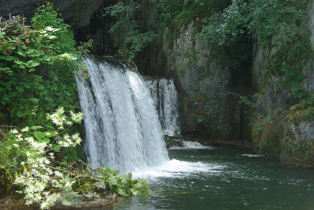 Les Grands Goulets La Chapelle-en-Vercors Exterior foto